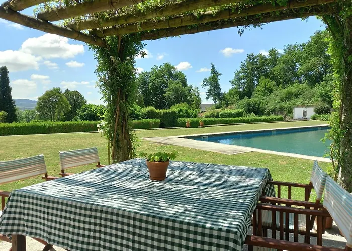 Casa Dos Pinheiros - Pinheiros * Fafe