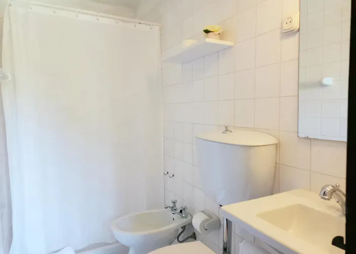 Casa Dos Pinheiros - Pinheiros Feriehus